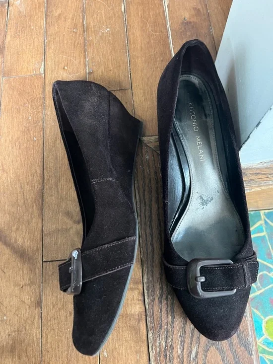 ANTONIO MELANI Black Suede Buckle Pump - Picture 3 of 7